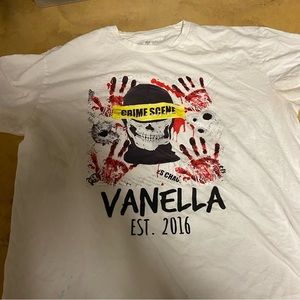 Vanella white tee crime scene Sz XL